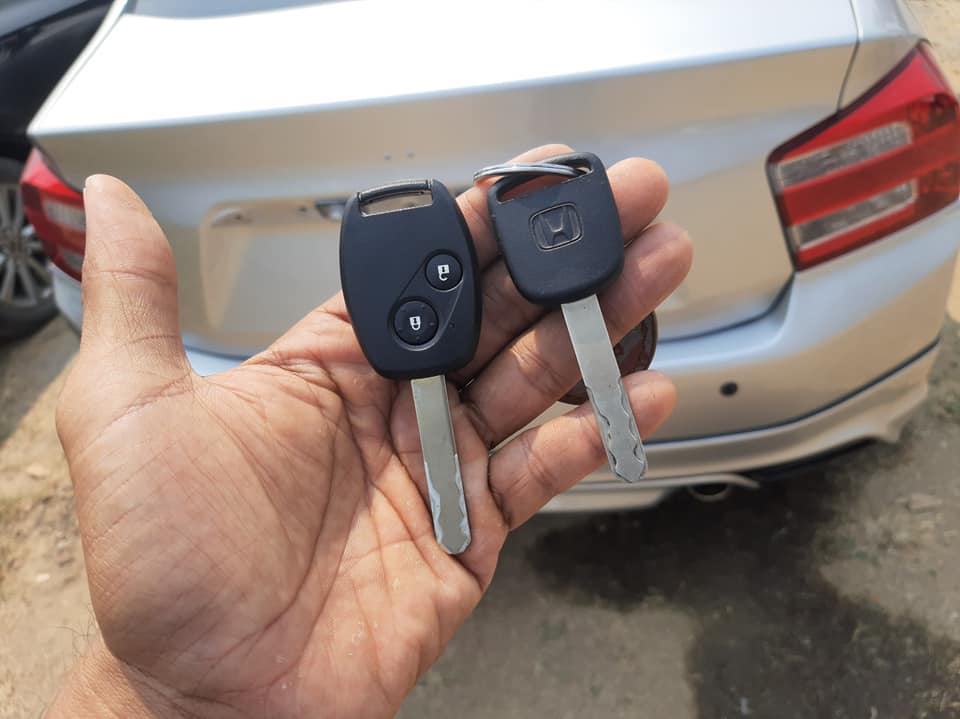 Chìa khóa xe ô tô Honda City L