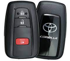 Chìa khóa xe Toyota Corolla Cross