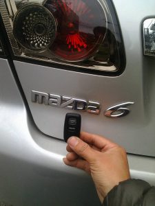 Làm chìa khóa xe Mazda 6