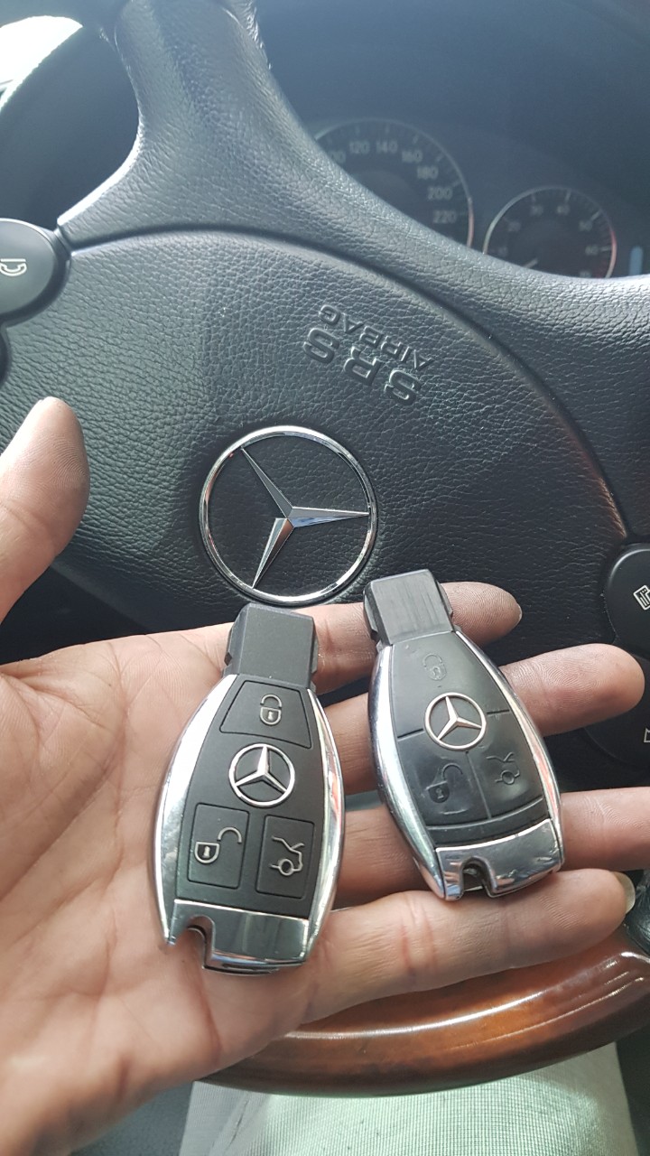 Làm chìa khóa xe Mercedes