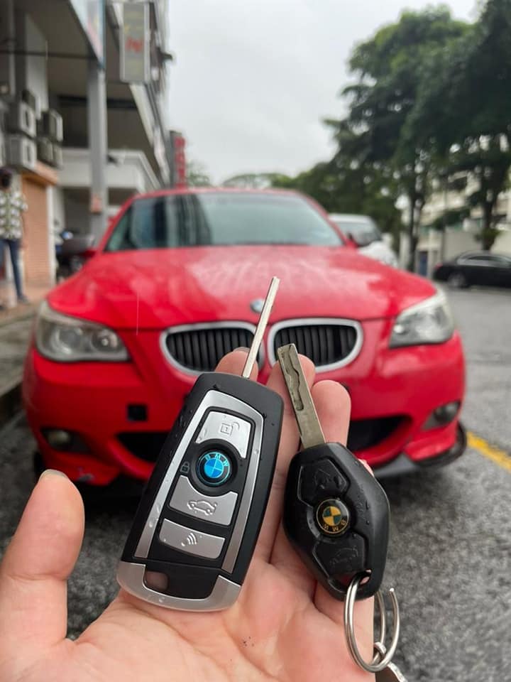 Hình ảnh chìa khóa cũ xe BMW