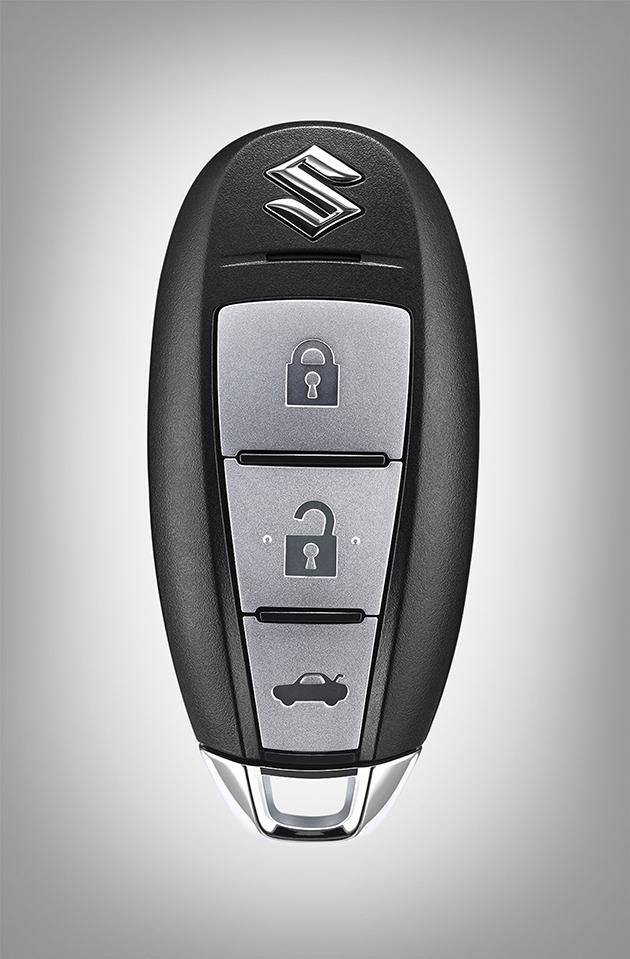 Chìa khóa thông minh xe Suzuki 3 nút