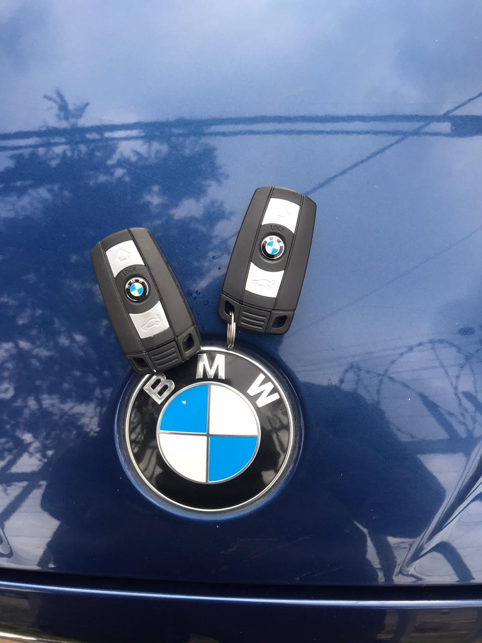 Làm chìa khóa xe BMW X1 E series