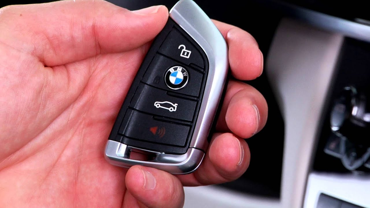 Làm chìa khóa thông minh xe BMW X5 4 nút